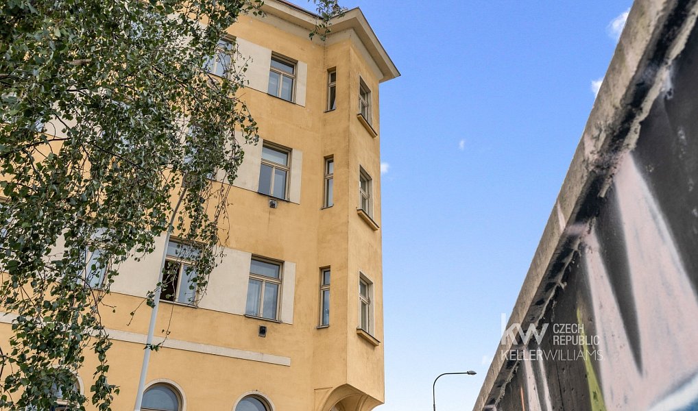 Prodej bytu 4+kk 151 m², Praha – náhled fotky 23