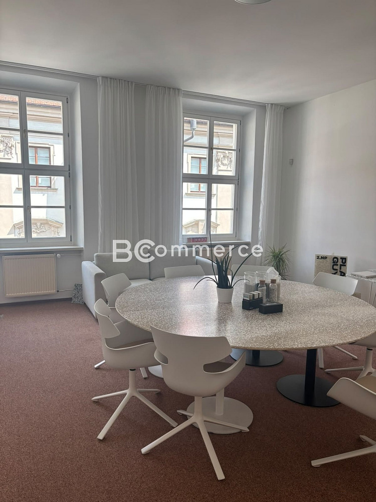 Pronájem kanceláře 67 m²