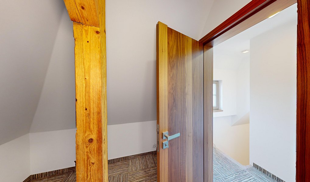 Prodej domu 270 m² s pozemkem 938 m², Karlovy Vary – náhled fotky 19