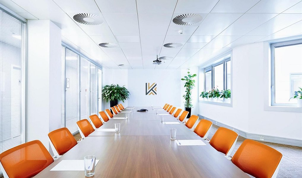 Pronájem kanceláře 674 m², Praha – náhled fotky 4