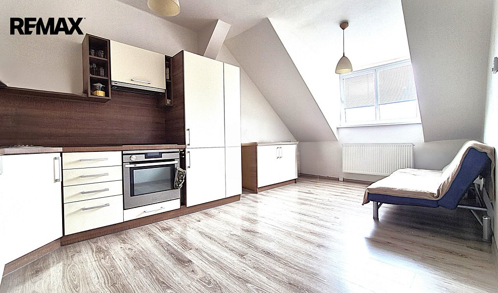 Prodej bytu atypického 85 m², Louny – náhled fotky 6