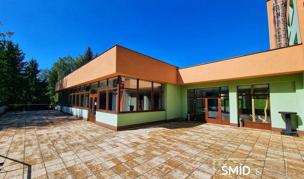 Prodej ubytovacího objektu 2 642 m², Seč – náhled fotky 16