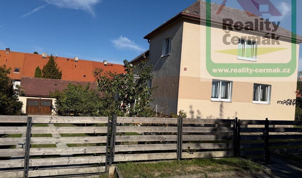 Prodej domu 300 m² s pozemkem 830 m², Holýšov – náhled fotky 3
