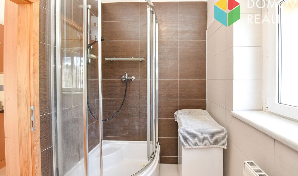 Prodej domu 220 m² s pozemkem 831 m², Beroun – náhled fotky 26