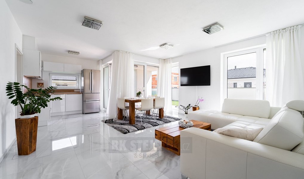 Prodej domu 84 m² s pozemkem 550 m², Roudné – náhled fotky 2