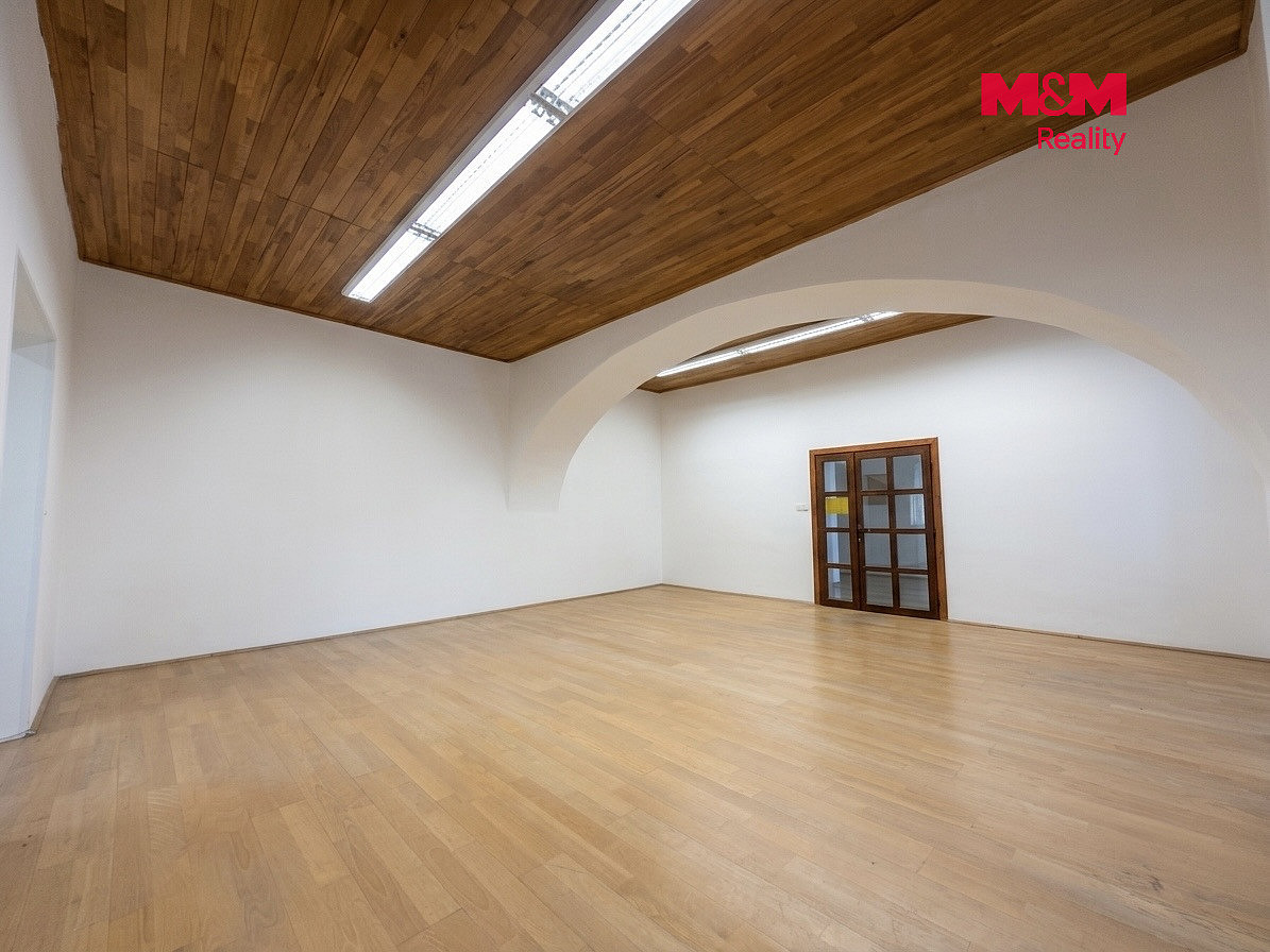 Pronájem obchodních prostor 73 m² – fotografie 3
