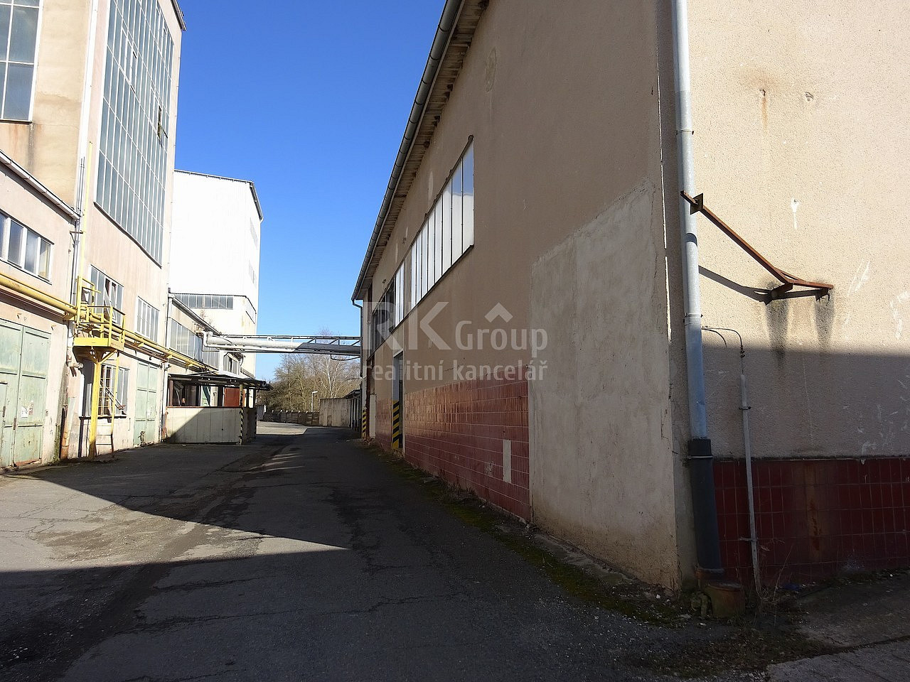 Pronájem skladovacích prostor 376 m²