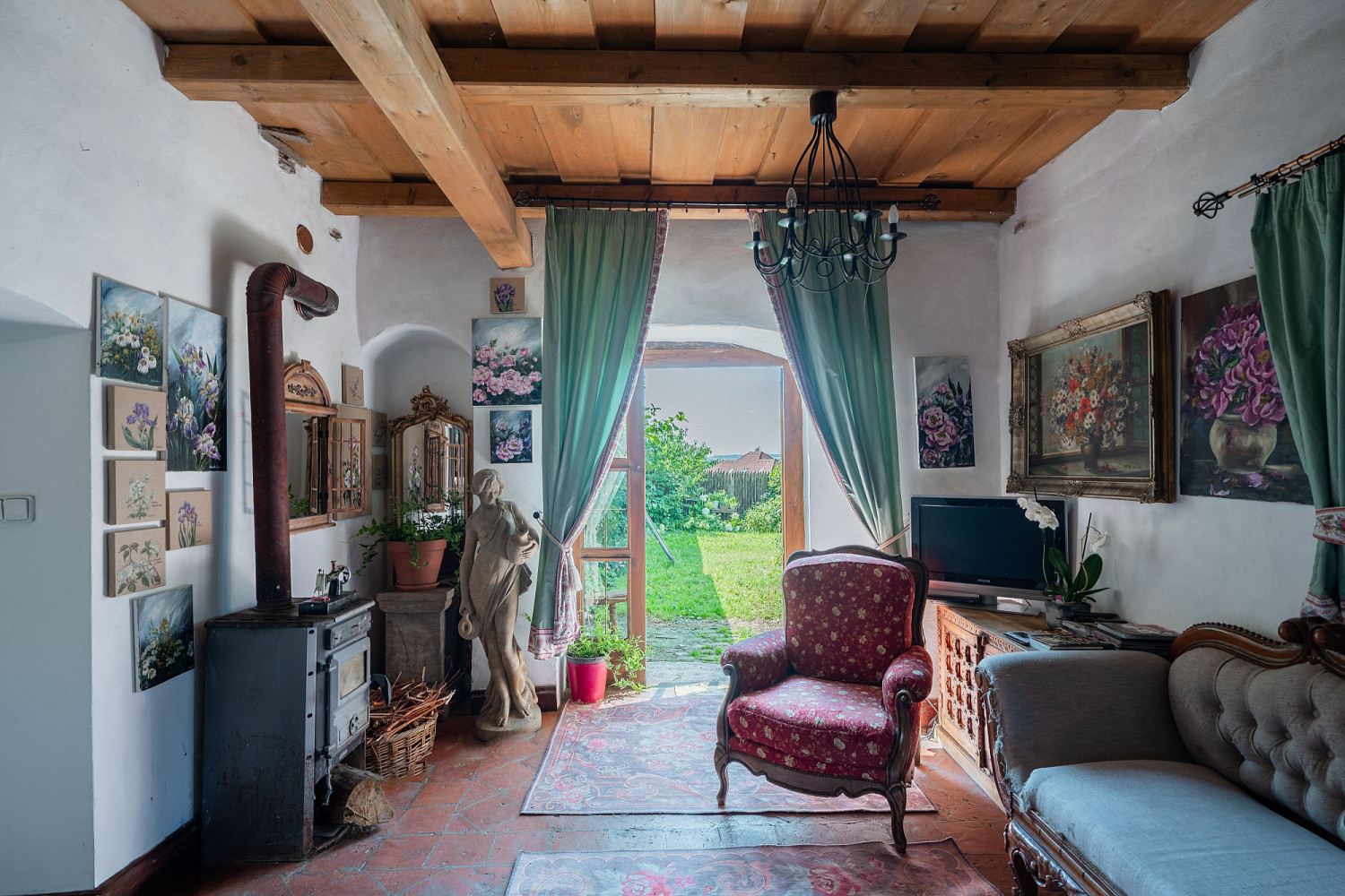 Prodej domu 215 m² s pozemkem 1 640 m²