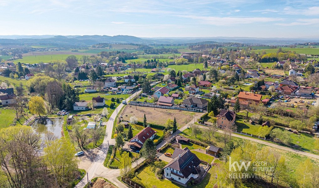 Prodej stavebního pozemku 1 069 m², Pyšely – náhled fotky 4