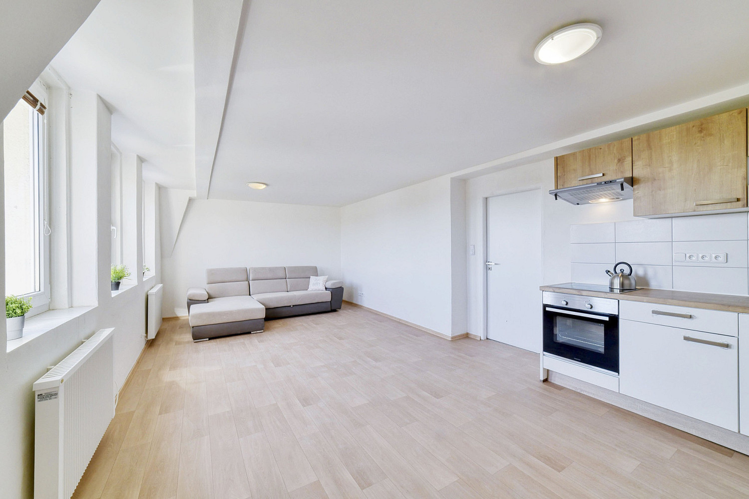 Pronájem bytu 2+kk 60 m² – fotografie 5