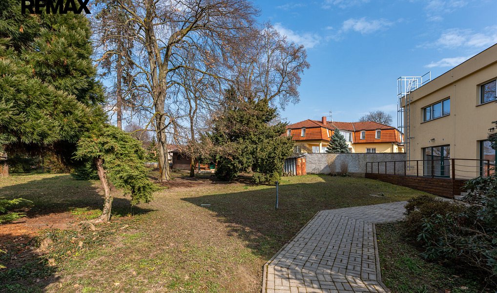 Prodej domu 675 m² s pozemkem 2 791 m², Čelákovice – náhled fotky 53