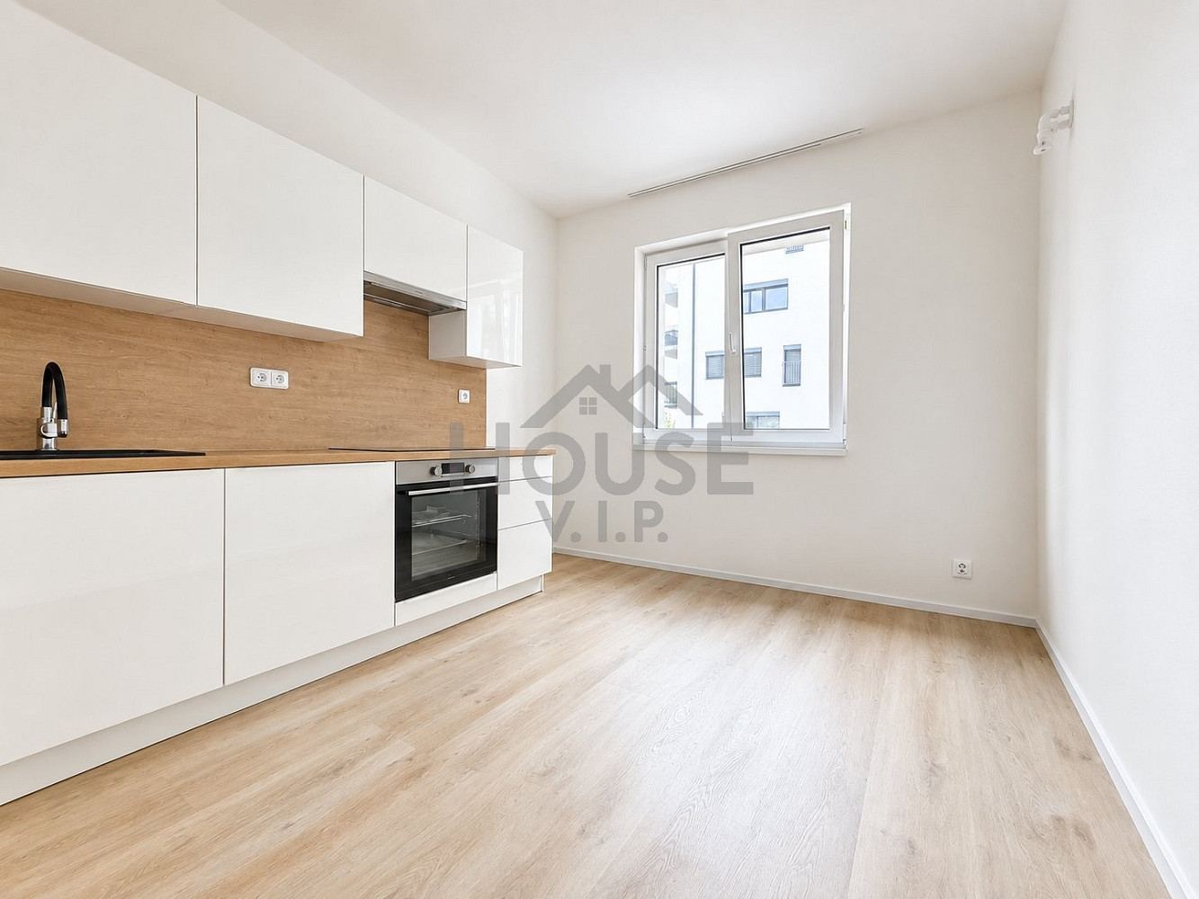 Prodej bytu 3+1 66 m²