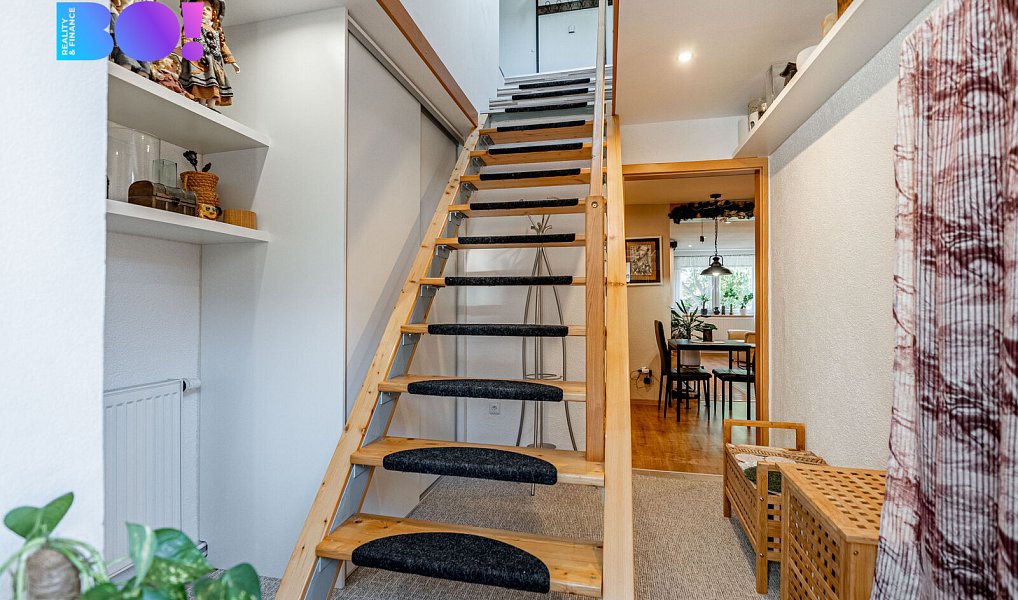 Prodej domu 180 m² s pozemkem 216 m², Znojmo – náhled fotky 32
