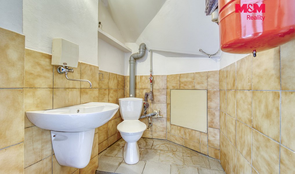 Pronájem obchodních prostor 38 m², Kralovice – náhled fotky 11