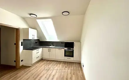 Pronájem bytu 2+kk 42 m²
