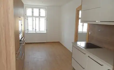 Pronájem bytu 3+1 102 m²