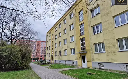 Prodej bytu 3+1 76 m², Vitry, Kladno - Kročehlavy