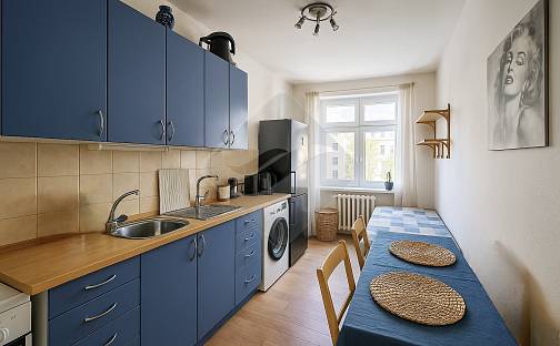 Prodej bytu 1+1 44 m², Praha 5