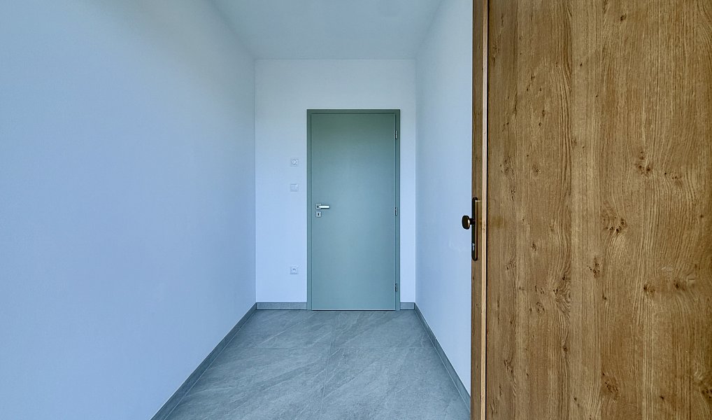 Prodej domu 175 m² s pozemkem 800 m², Vrbovec – náhled fotky 5