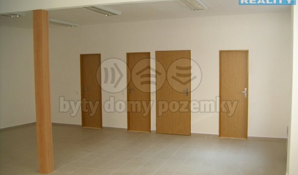 Pronájem obchodních prostor 75 m², Přerov – náhled fotky 3