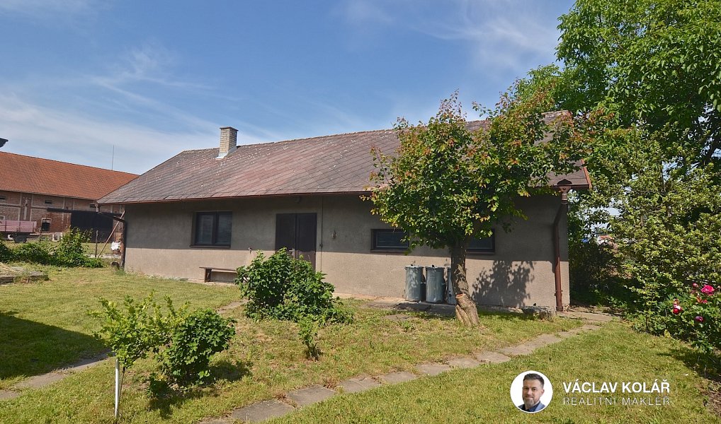 Prodej domu 196 m² s pozemkem 805 m², Stěžery – náhled fotky 9