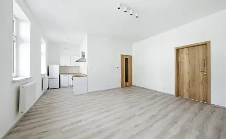 Pronájem bytu 2+kk 45 m², Kollárova, Plzeň - Jižní Předměstí