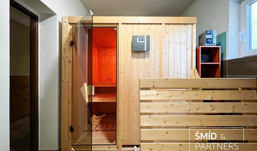 Prodej ubytovacího objektu 778 m², Hraběšice – náhled fotky 16
