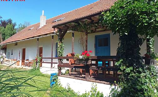 Prodej domu 100 m² s pozemkem 1 914 m², Choratice, okres Benešov