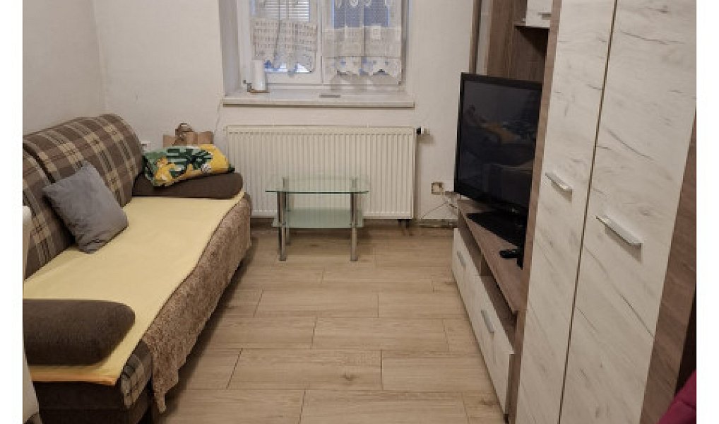 Pronájem bytu 1+kk 25 m², Holubice – náhled fotky 2