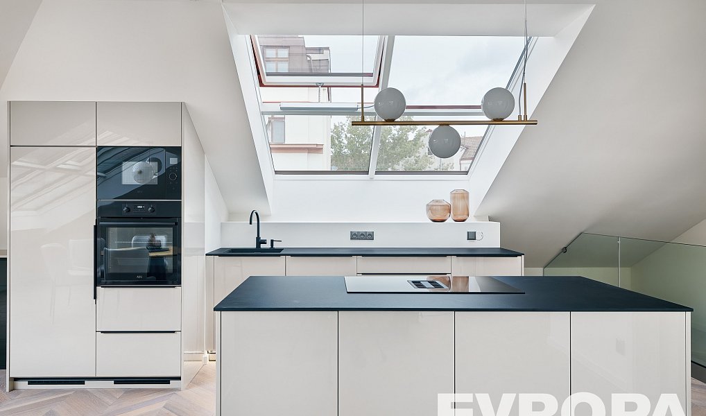Pronájem bytu 4+kk 119 m², Praha – náhled fotky 6