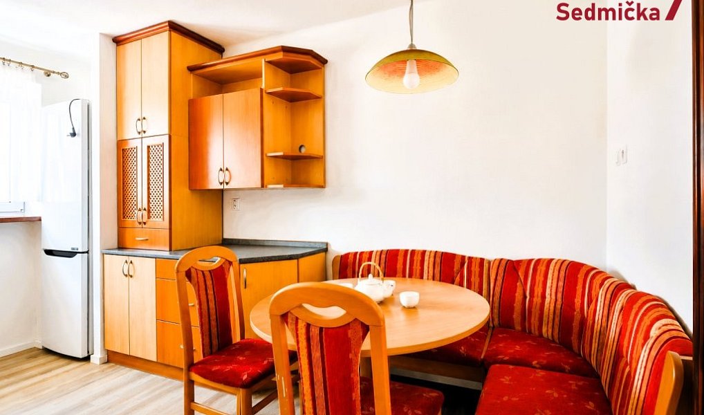 Prodej bytu 2+1 64 m², Žďár nad Sázavou – náhled fotky 2