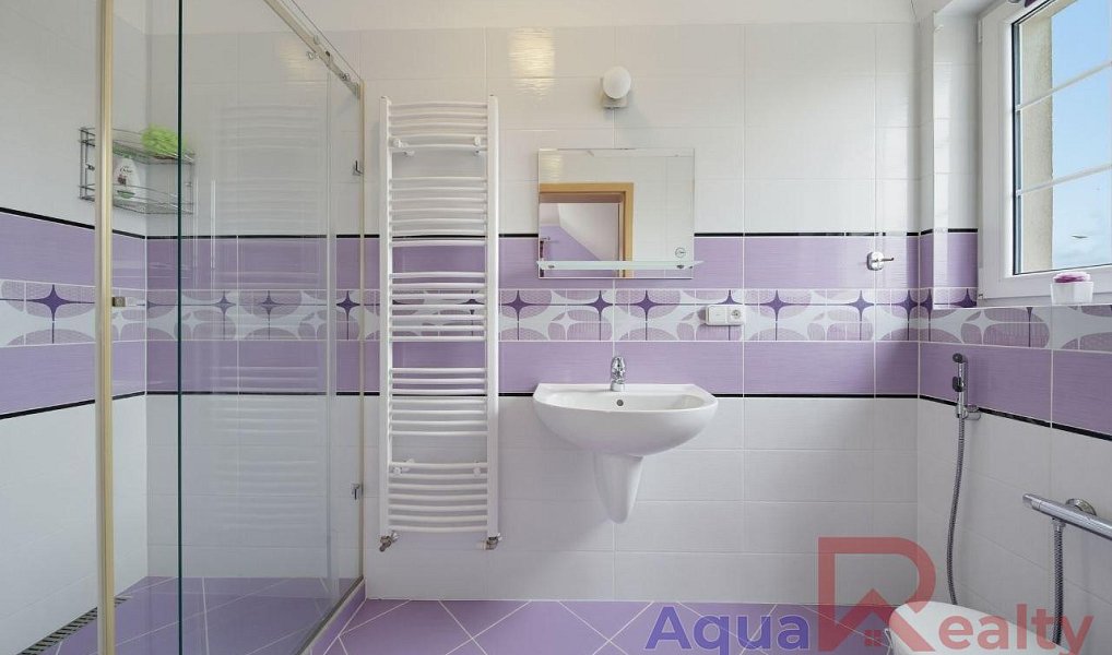 Prodej domu 206 m² s pozemkem 907 m², Nová Role – náhled fotky 15