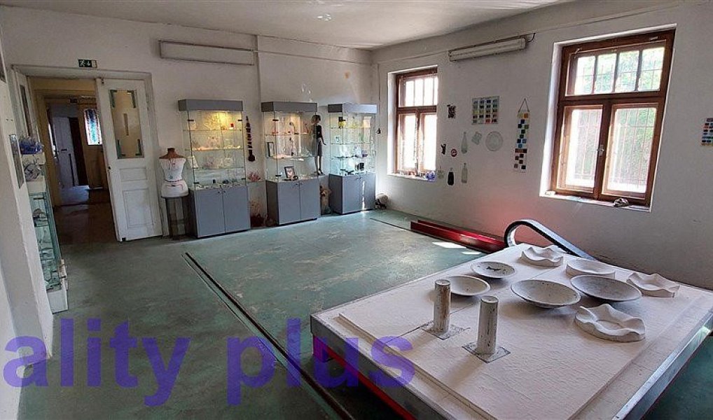 Prodej výrobních prostor 900 m², Heřmanice – náhled fotky 18