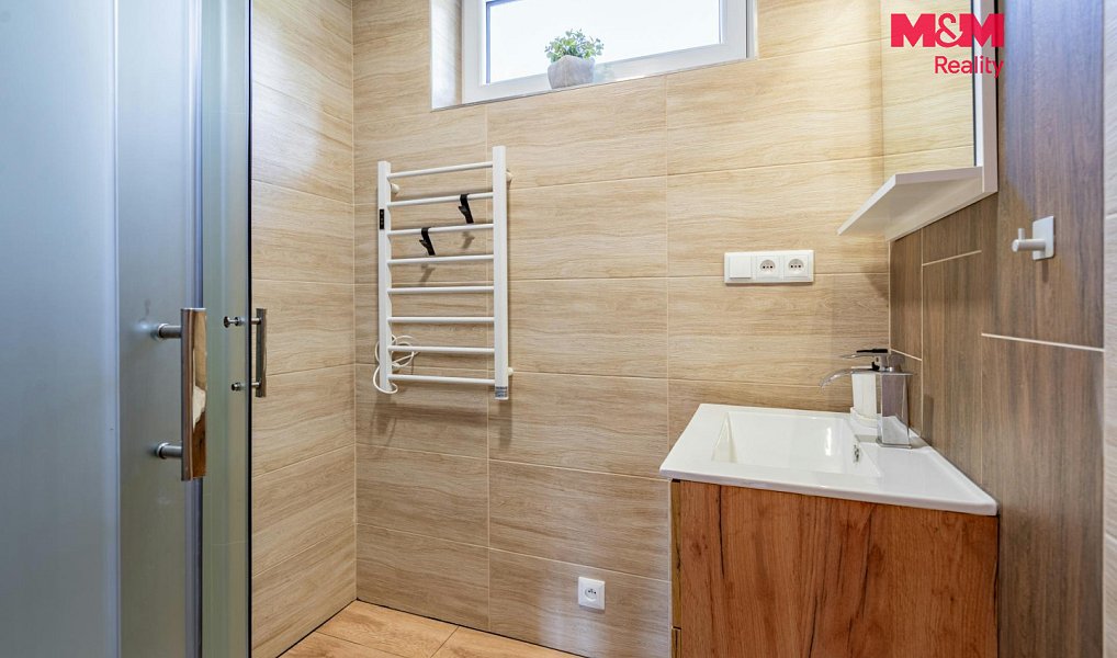 Prodej ubytovacího objektu 226 m², Lipno nad Vltavou – náhled fotky 24