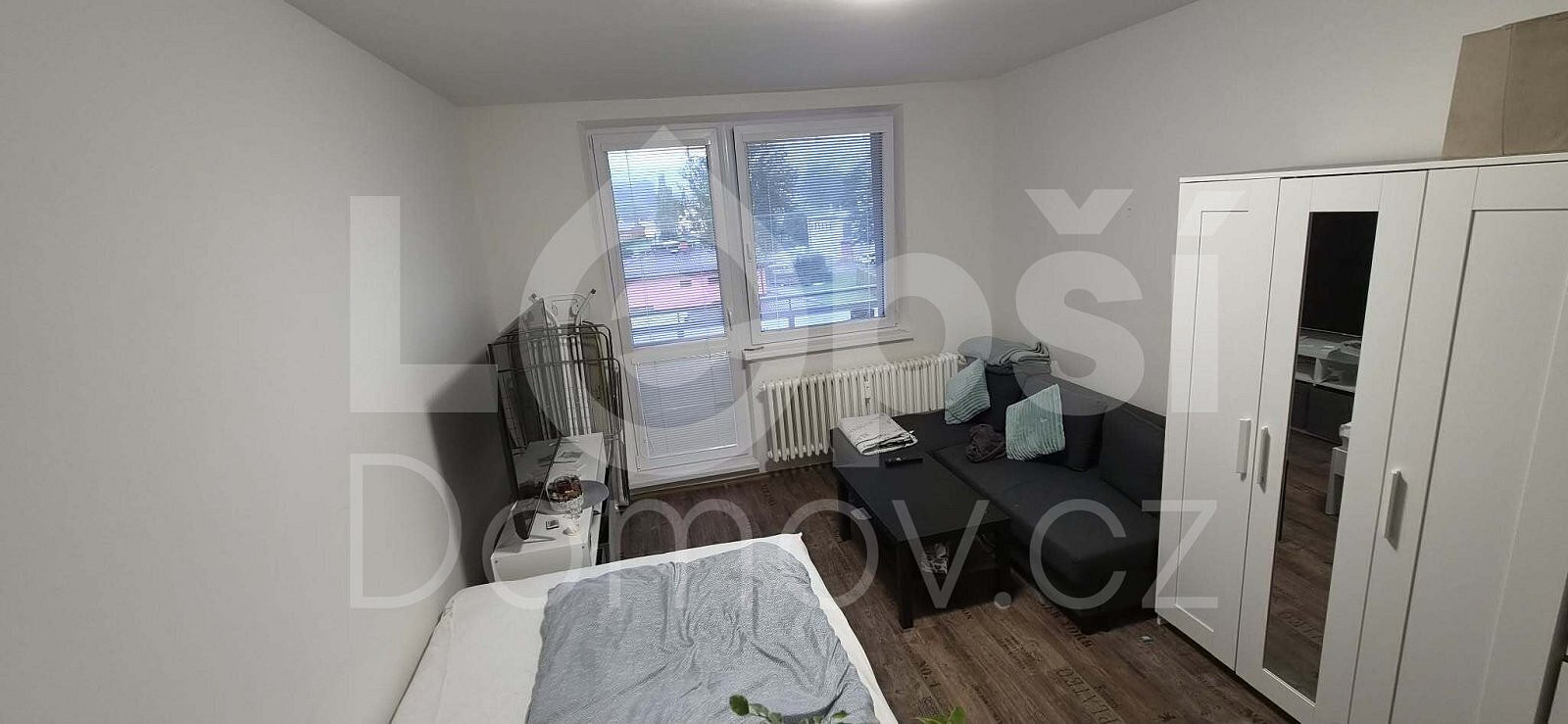Pronájem bytu 1+kk 28 m² – fotografie 2
