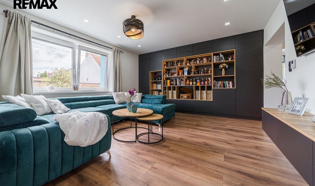 Prodej domu 290 m² s pozemkem 671 m², Ratíškovice – náhled fotky 8