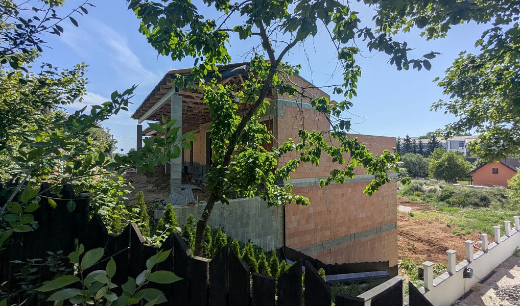 Prodej domu 153 m² s pozemkem 476 m², Nučice – náhled fotky 8