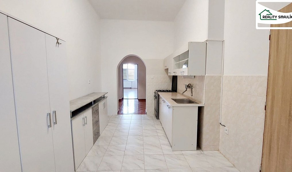 Pronájem bytu 2+1 80 m², Cheb – náhled fotky 6