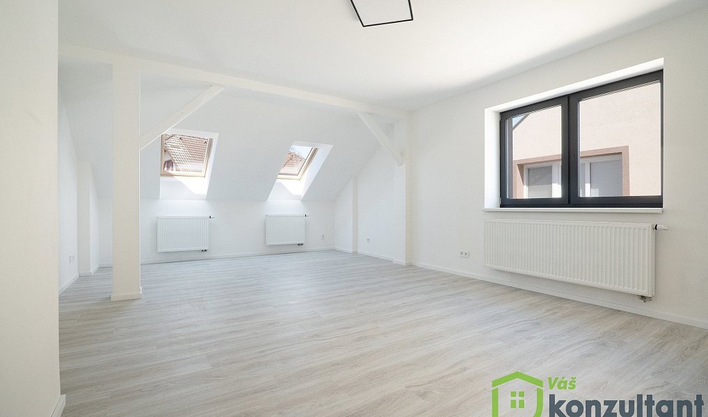 Prodej domu 277 m² s pozemkem 1 014 m², Osek – náhled fotky 17