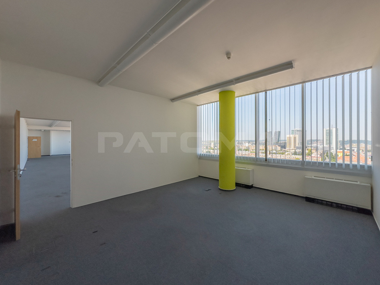 Pronájem kanceláře 320 m² – fotografie 5