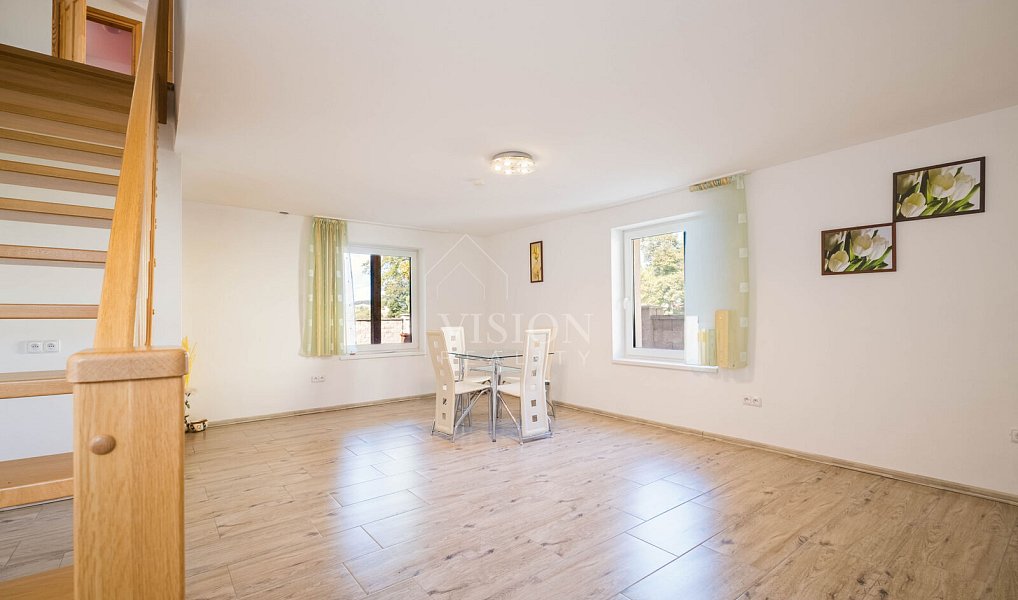 Prodej domu 238 m² s pozemkem 811 m², Třešovice – náhled fotky 3