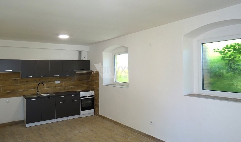 Pronájem bytu 2+kk 61 m², Dřínov – náhled fotky 2