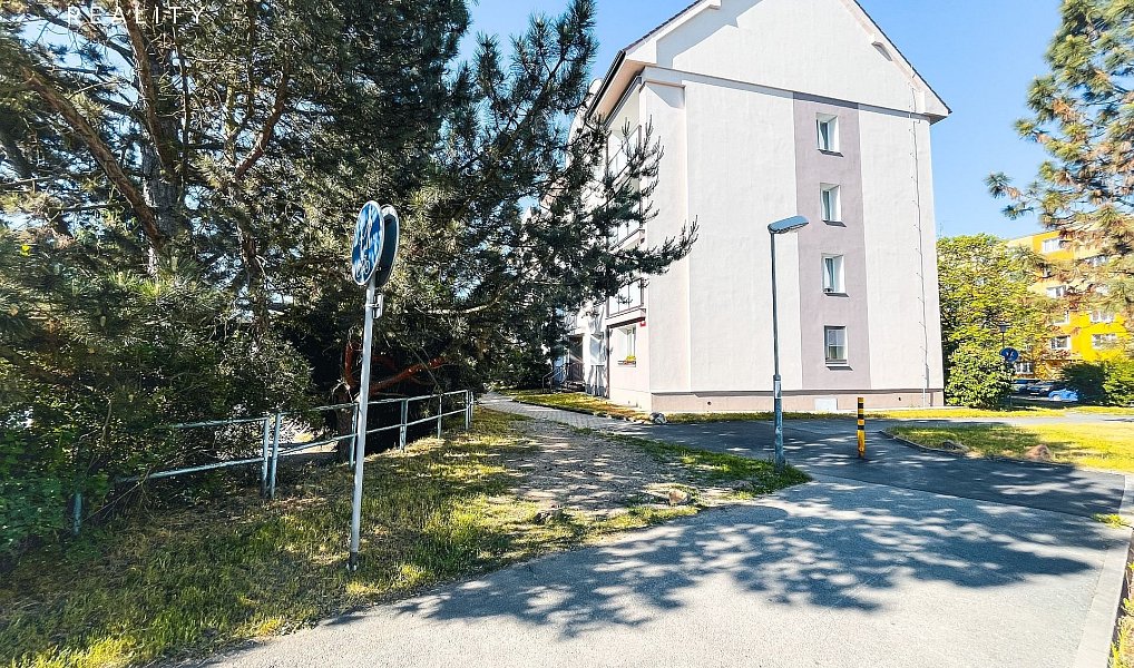 Prodej bytu 3+1 78 m², Plzeň – náhled fotky 34