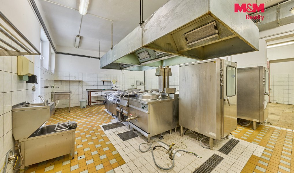 Prodej výrobních prostor 350 m², Trutnov – náhled fotky 2