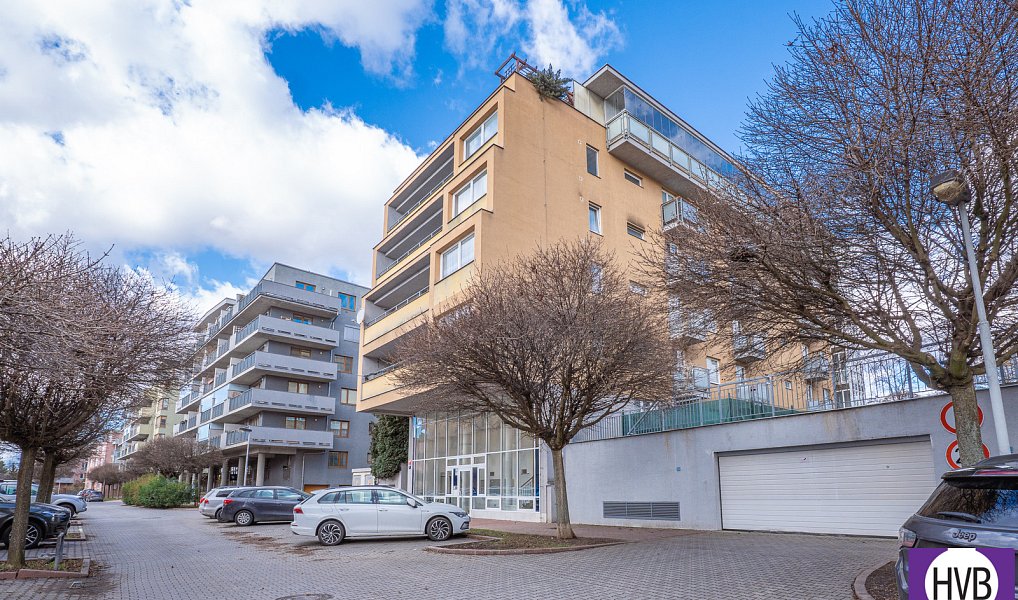 Prodej bytu 1+kk, 35 m², Troja - Praha 8, Praha