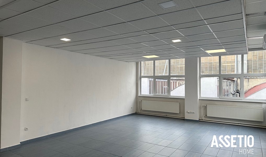 Pronájem kanceláře 171 m², Zlín – náhled fotky 2