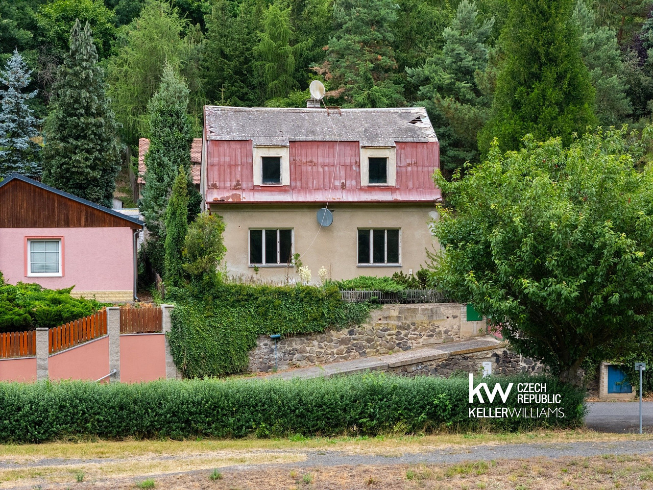 Prodej domu 120 m² s pozemkem 2 073 m² – fotografie 2