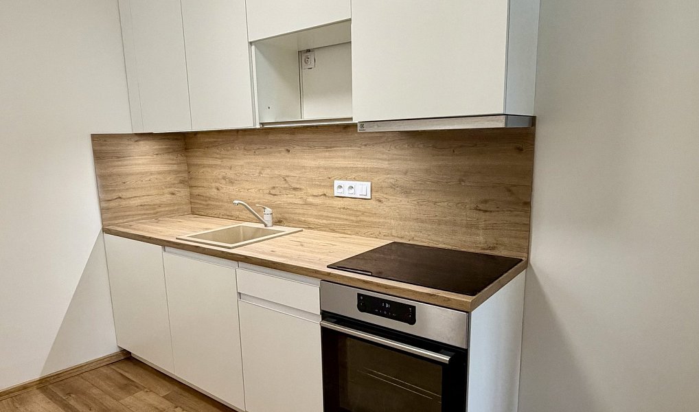 Pronájem bytu 2+kk 45 m², Kvasice – fotka 1 z 13
