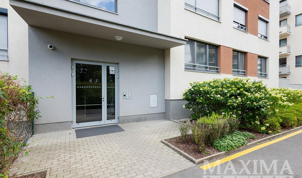 Prodej bytu 2+kk 59 m², Praha – náhled fotky 22