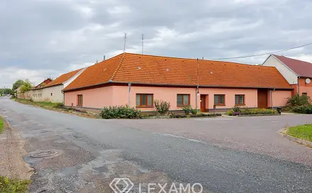 Prodej domu 150 m² s pozemkem 2 037 m², Hostěradice - Chlupice, okres Znojmo
